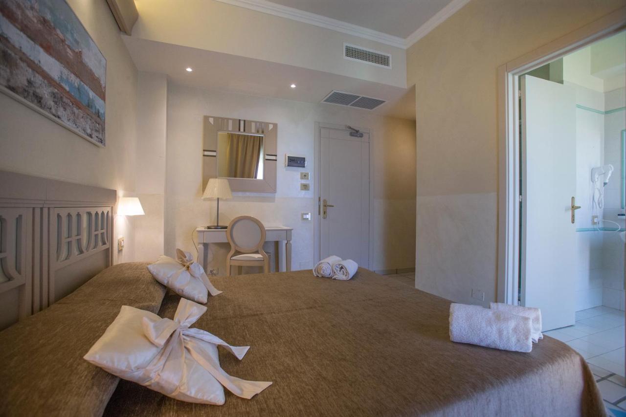 Hotel Hermitage Galatina Exterior foto